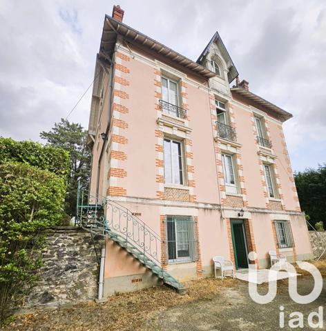Maison à vendre 11 pièces 265 m² Sablé-sur-Sarthe