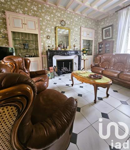 Maison à vendre 11 pièces 265 m² Sablé-sur-Sarthe