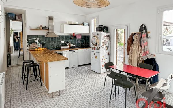 Maison à vendre    3 pièces • 65 m2 Bagnolet