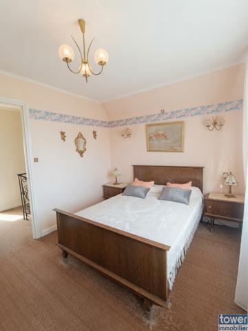 Maison 5 pièce(s) 3 chambre(s) 105 m²