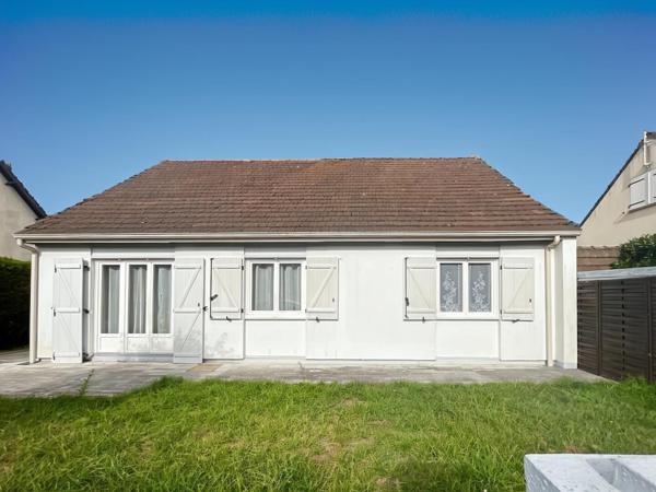 Maison plain-pied à Vendre à Verneuil-l'Étang !