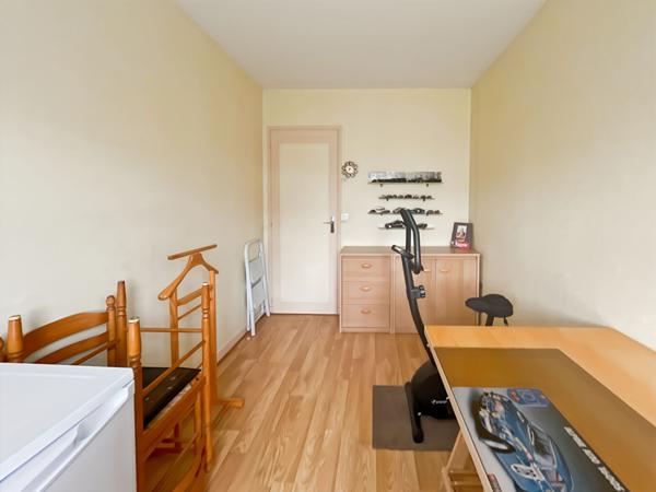 Maison plain-pied à Vendre à Verneuil-l'Étang !