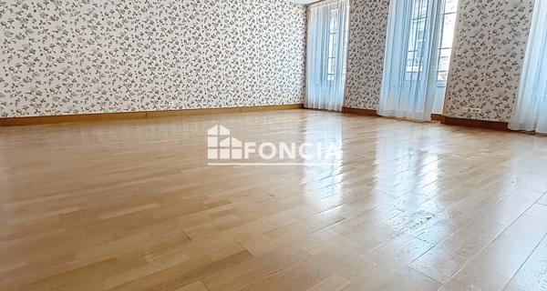 À vendre Appartement 4 pièces 118 m² - Flers 61100