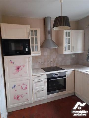 MAISON  ANCIENNE RESTAUREE - SH 41 m² avec DEPENDANCE - Sur 1094 m²