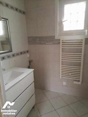 MAISON  ANCIENNE RESTAUREE - SH 41 m² avec DEPENDANCE - Sur 1094 m²