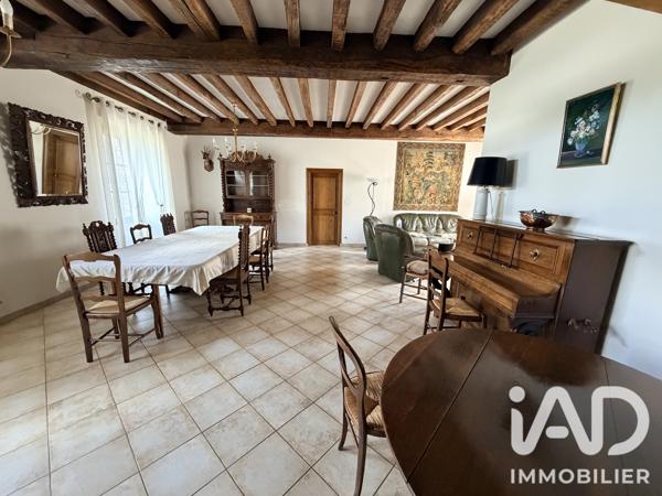 Maison à vendre 8 pièces 258 m² Les Essarts-le-Vicomte