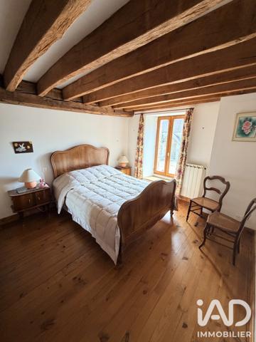 Maison à vendre 8 pièces 258 m² Les Essarts-le-Vicomte