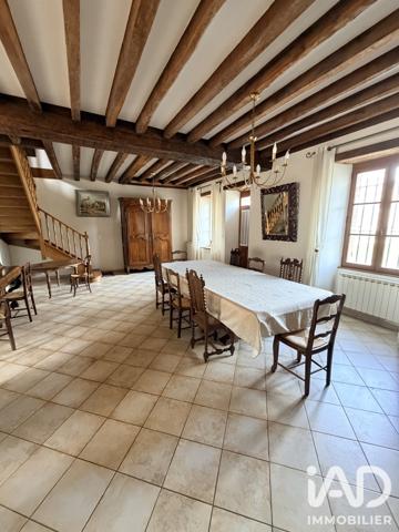 Maison à vendre 8 pièces 258 m² Les Essarts-le-Vicomte