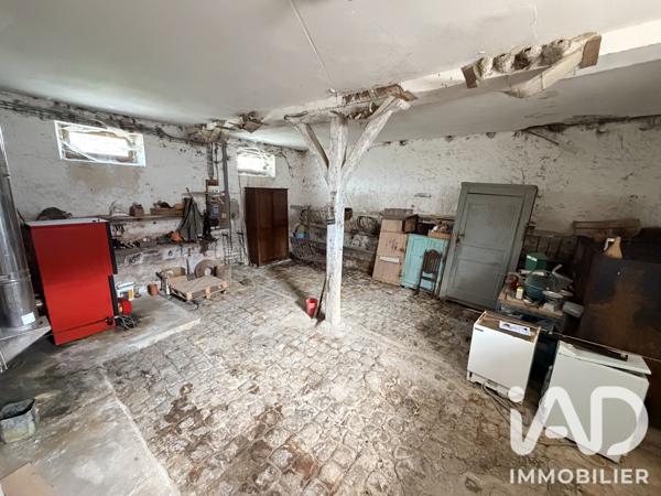 Maison à vendre 8 pièces 258 m² Les Essarts-le-Vicomte
