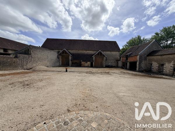 Maison à vendre 8 pièces 258 m² Les Essarts-le-Vicomte