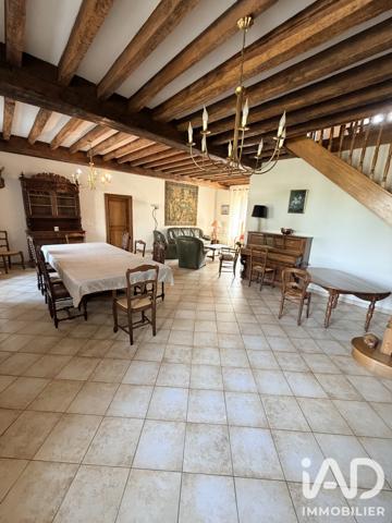 Maison à vendre 8 pièces 258 m² Les Essarts-le-Vicomte