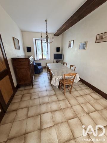 Maison à vendre 8 pièces 258 m² Les Essarts-le-Vicomte