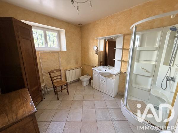 Maison à vendre 8 pièces 258 m² Les Essarts-le-Vicomte