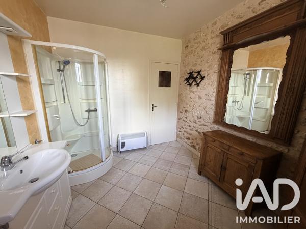Maison à vendre 8 pièces 258 m² Les Essarts-le-Vicomte