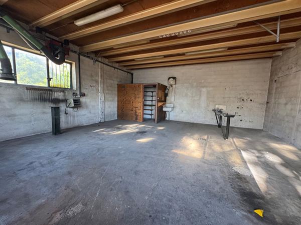 Entrepôt 340 m2 Saint Cyr Sur Mer