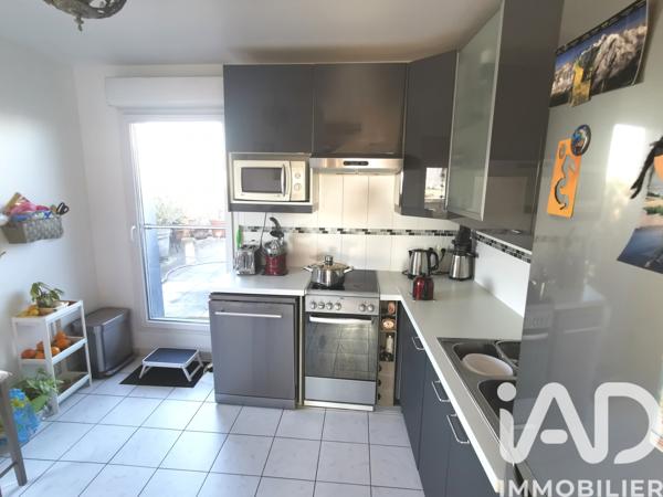 Location appartement 3 pièces 88 m² Vitry-sur-Seine