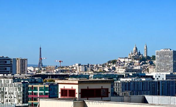 Un appartement offrant une vue panoramique
