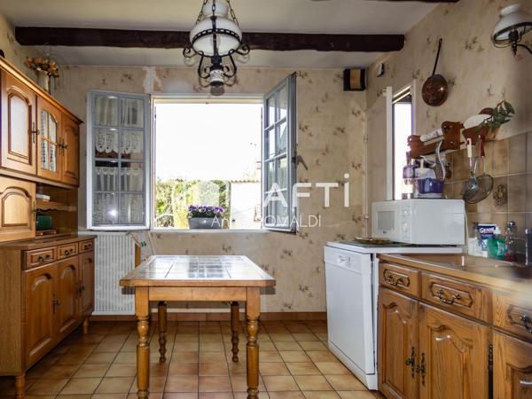 CHARMANTE MAISON FAMILIALE DE 102m2 SUR UN TERRAIN DE 461m2