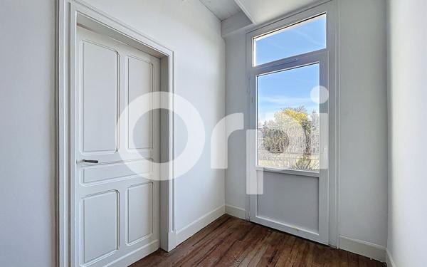 Maison à louer    4 pièces •  Le Cuing