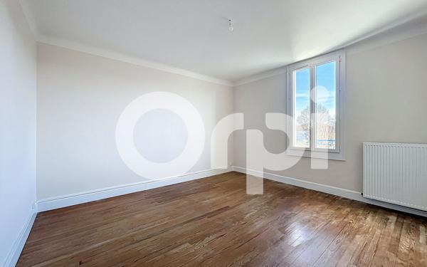 Maison à louer    4 pièces •  Le Cuing