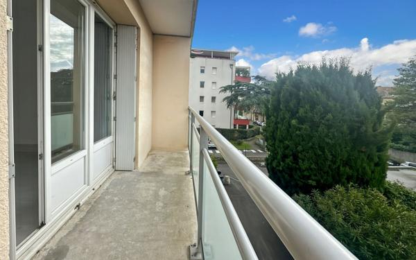 Appartement à vendre    3 pièces • 60,74 m2 Valence