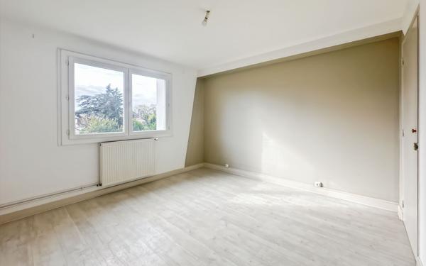 Appartement à vendre    3 pièces • 60,74 m2 Valence