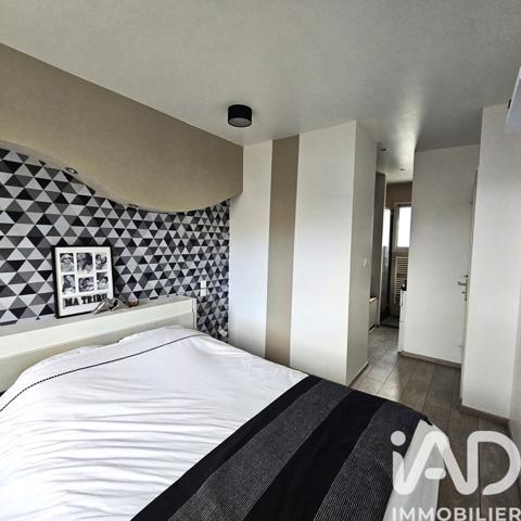 Maison à vendre 5 pièces 147 m² Saint-Genest-Lerpt