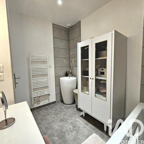 Maison à vendre 5 pièces 147 m² Saint-Genest-Lerpt