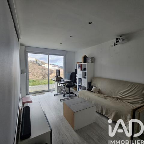 Maison à vendre 5 pièces 147 m² Saint-Genest-Lerpt