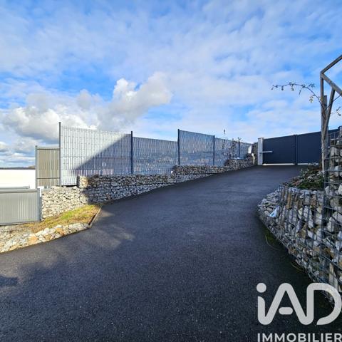 Maison à vendre 5 pièces 147 m² Saint-Genest-Lerpt