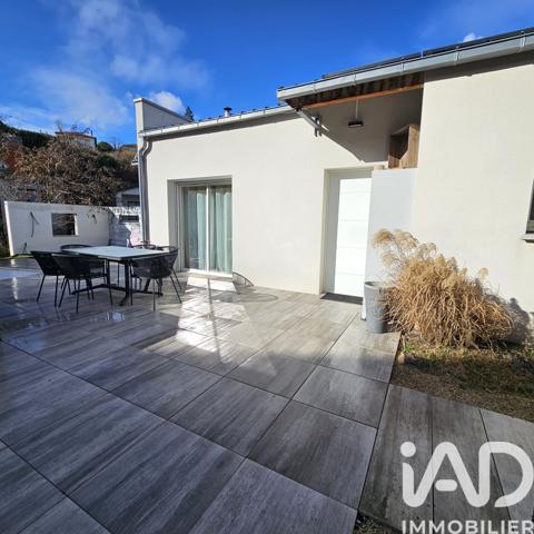 Maison à vendre 5 pièces 147 m² Saint-Genest-Lerpt