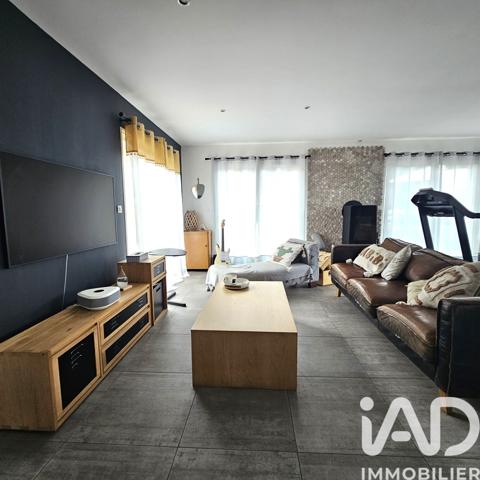 Maison à vendre 5 pièces 147 m² Saint-Genest-Lerpt