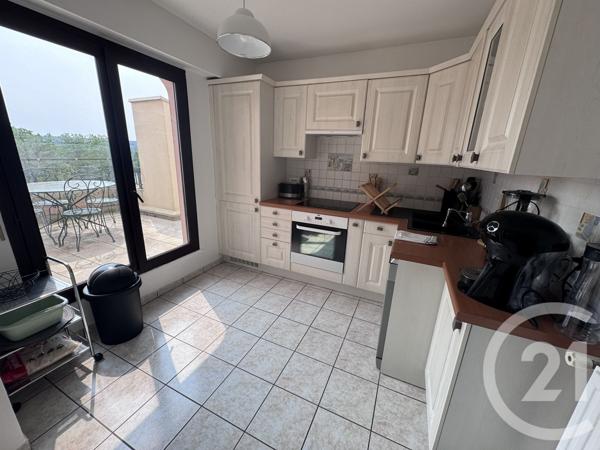 Appartement F4 à vendre  4 pièces - 97,75 m2 CERGY - 95