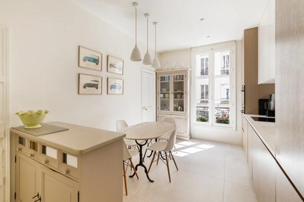 Appartement Paris 8e - PARC MONCEAU / VILLIERS