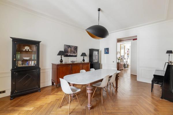 Appartement Paris 8e - PARC MONCEAU / VILLIERS