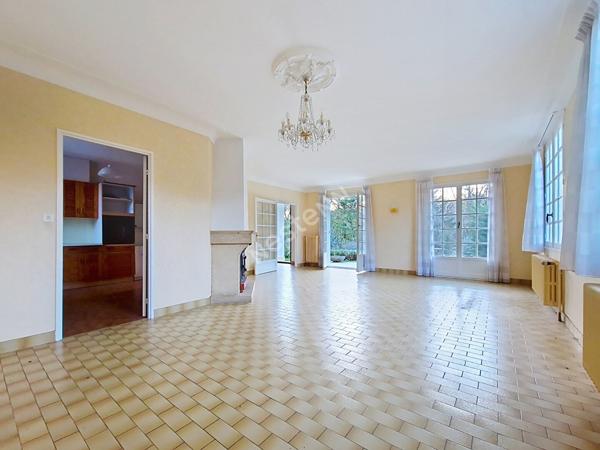 Maison Vouneuil Sous Biard 6 pièce(s) 149 m2