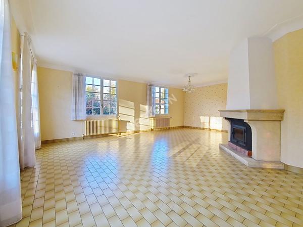 Maison Vouneuil Sous Biard 6 pièce(s) 149 m2