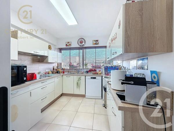 Appartement F4 à vendre  4 pièces - 92 m 2   ANTIBES  - 06