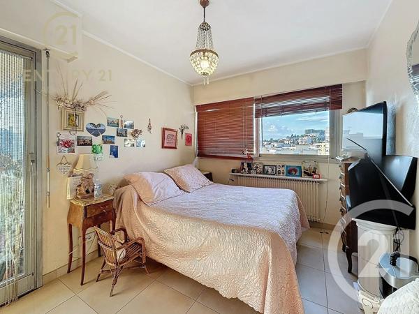 Appartement F4 à vendre  4 pièces - 92 m 2   ANTIBES  - 06