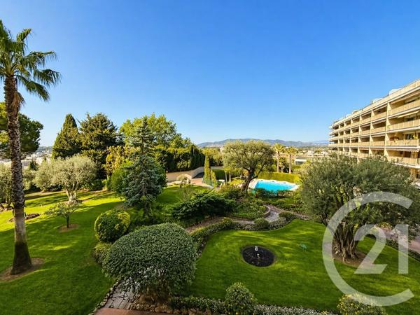 Appartement F4 à vendre  4 pièces - 92 m 2   ANTIBES  - 06