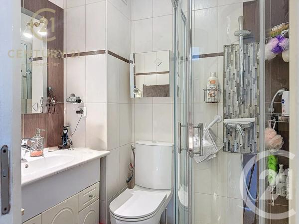 Appartement F4 à vendre  4 pièces - 92 m 2   ANTIBES  - 06