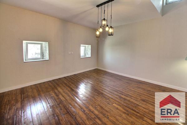 Maison Mondragon 6 pièce(s) 170 m2