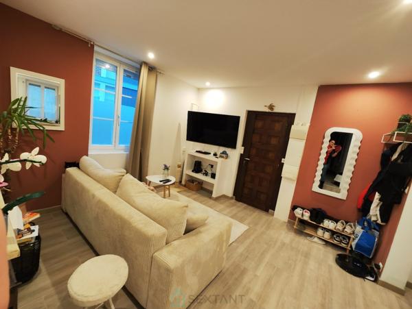 Appartement en RDC, plein de charme, proche centre ville