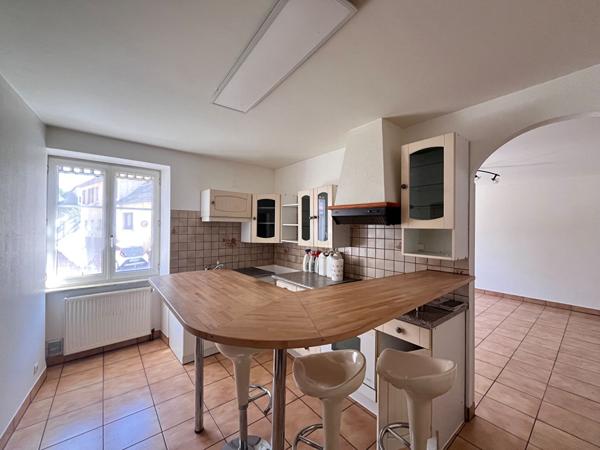 Maison - 7 pièces - 170 m²