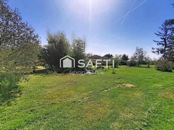 Maison de 163M² lumineuse avec piscine et 5 suites, au calme de la campagne.