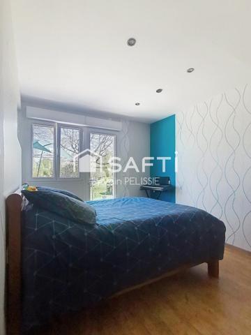 Maison de 163M² lumineuse avec piscine et 5 suites, au calme de la campagne.