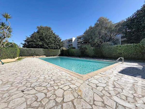 Appartement F2 à vendre  2 pièces - 44,98 m 2   ANTIBES  - 06
