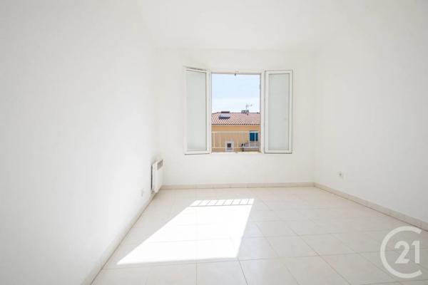 Appartement T3 à vendre  3 pièces - 68,65 m 2   ANTIBES  - 06