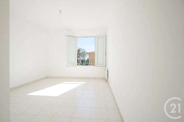 Appartement T3 à vendre  3 pièces - 68,65 m 2   ANTIBES  - 06