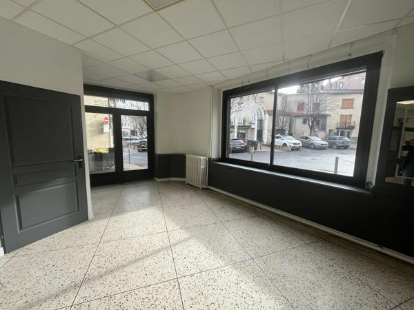 Location Commerce 63370 Lempdes